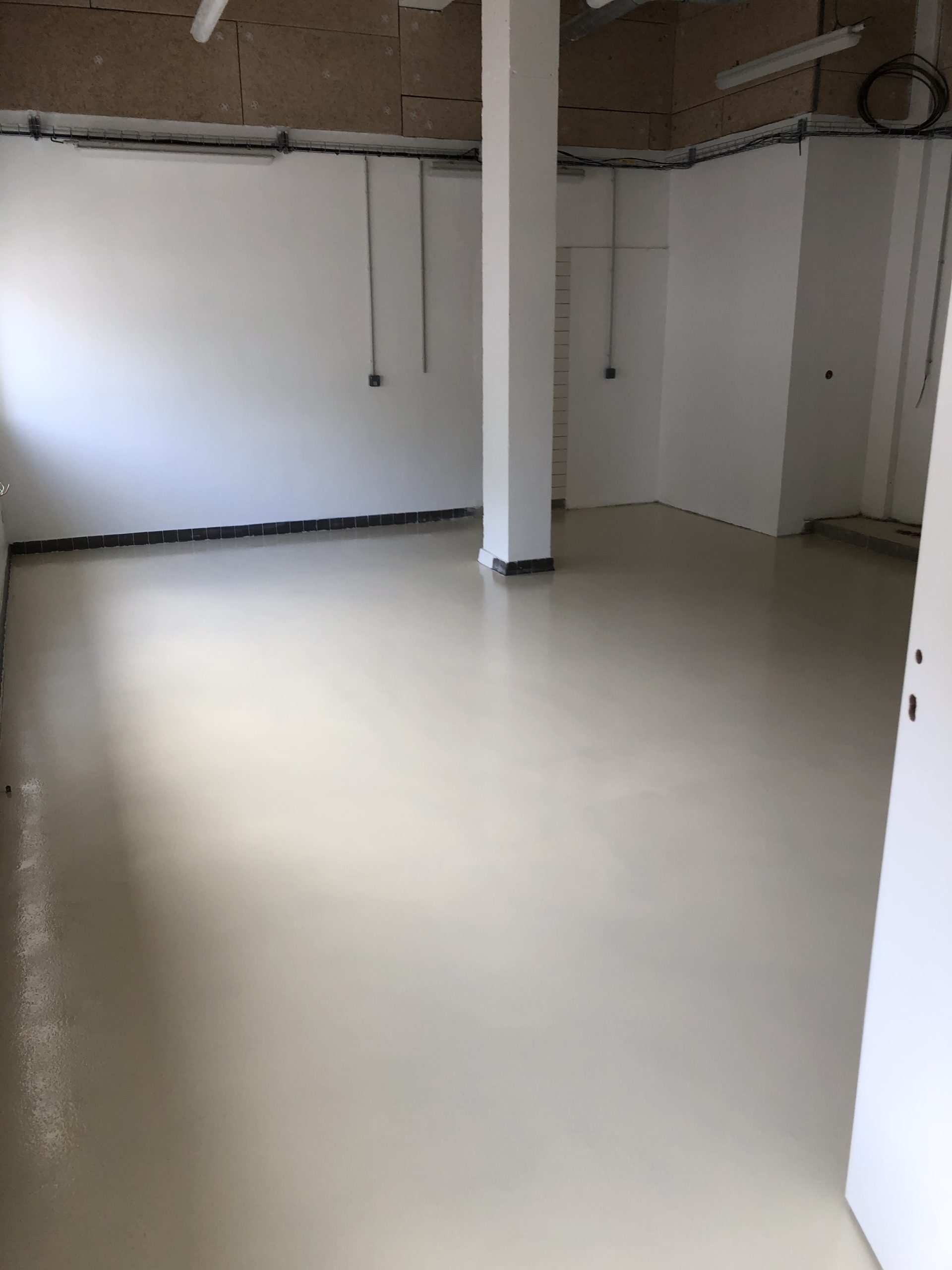 FLOORDESIGN - SEMI-LISSE 69